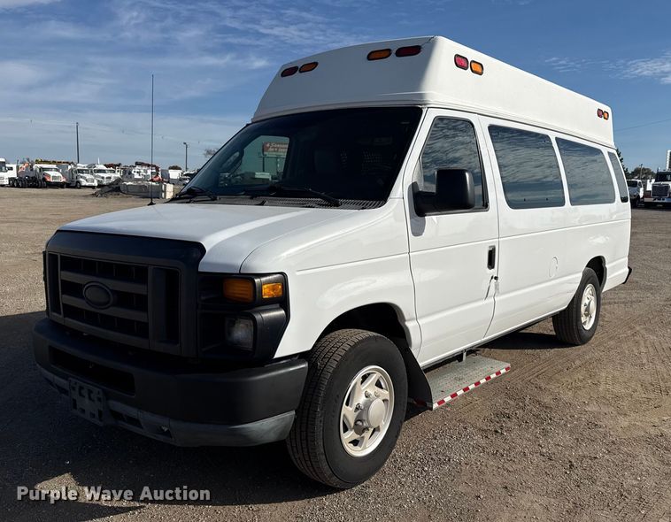 image for item EG1737 2014 Ford E250 handicap accessible van