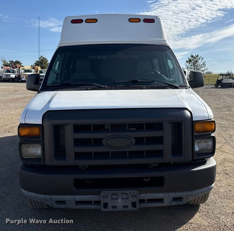 image for item EG1737 2014 Ford E250 handicap accessible van