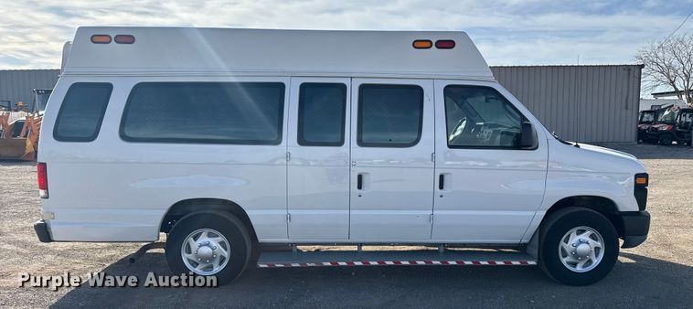 image for item EG1737 2014 Ford E250 handicap accessible van
