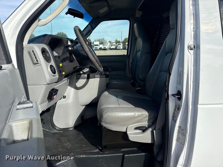 image for item EG1737 2014 Ford E250 handicap accessible van