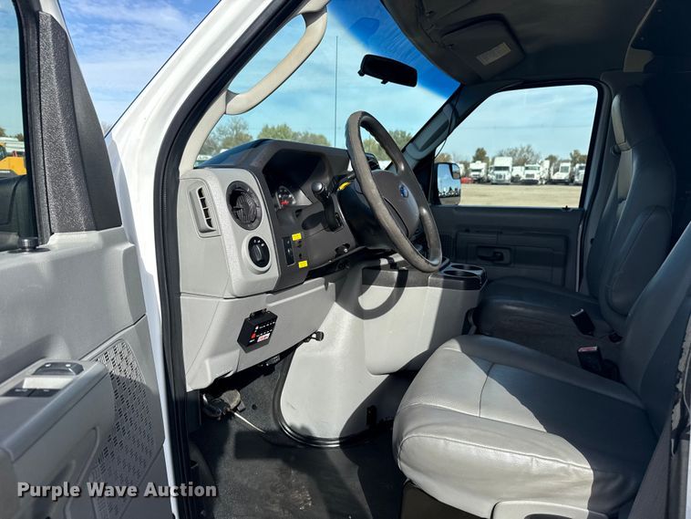 image for item EG1737 2014 Ford E250 handicap accessible van