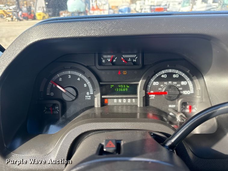 image for item EG1737 2014 Ford E250 handicap accessible van