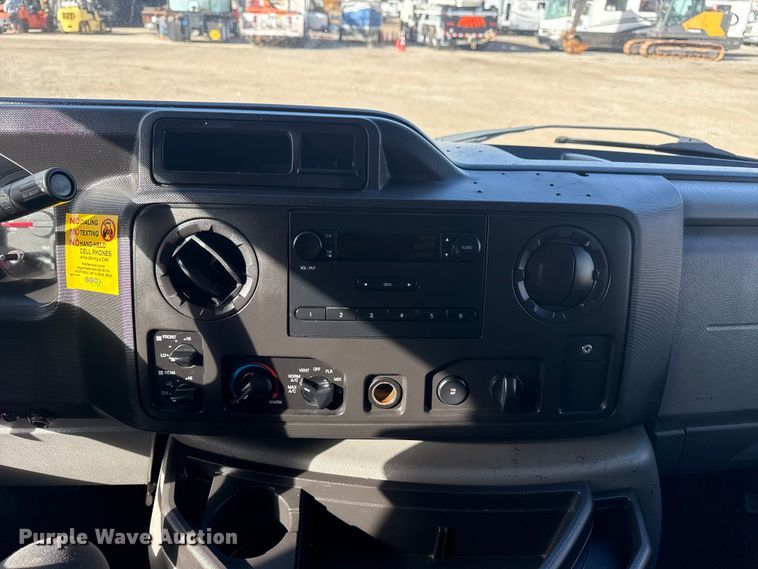 image for item EG1737 2014 Ford E250 handicap accessible van