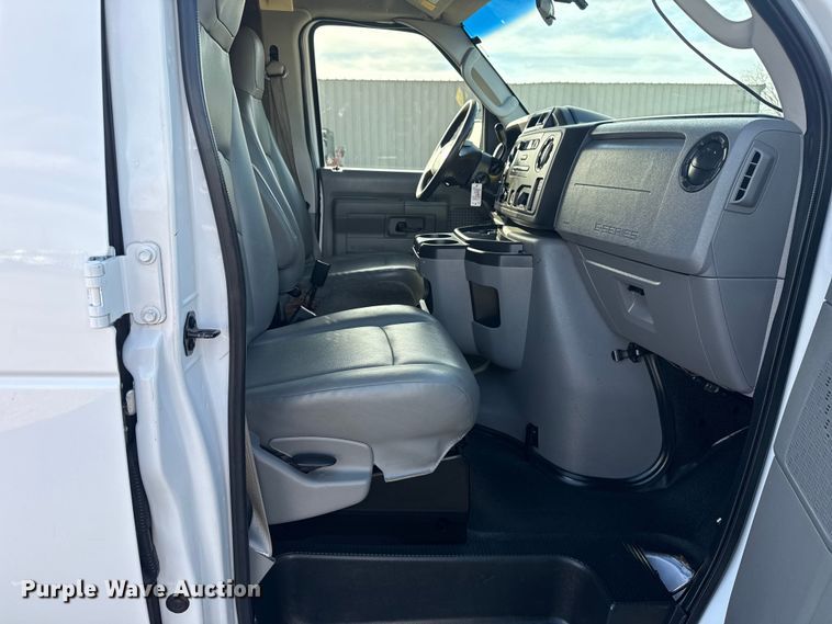 image for item EG1737 2014 Ford E250 handicap accessible van