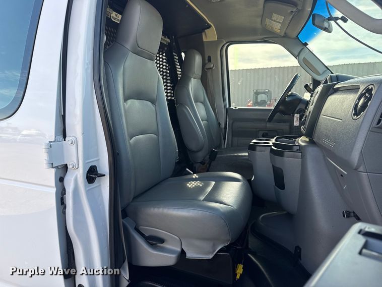 image for item EG1737 2014 Ford E250 handicap accessible van