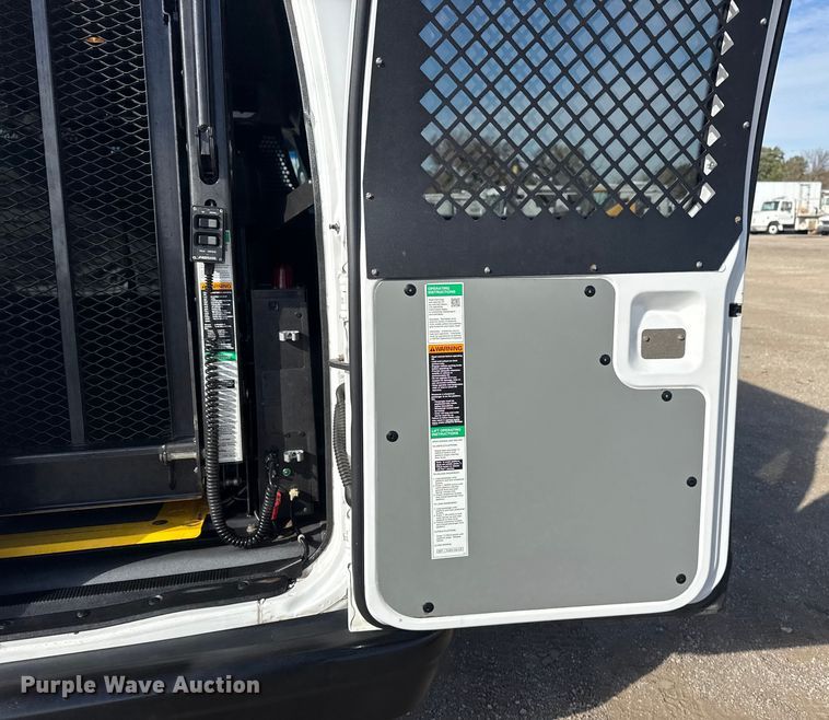 image for item EG1737 2014 Ford E250 handicap accessible van
