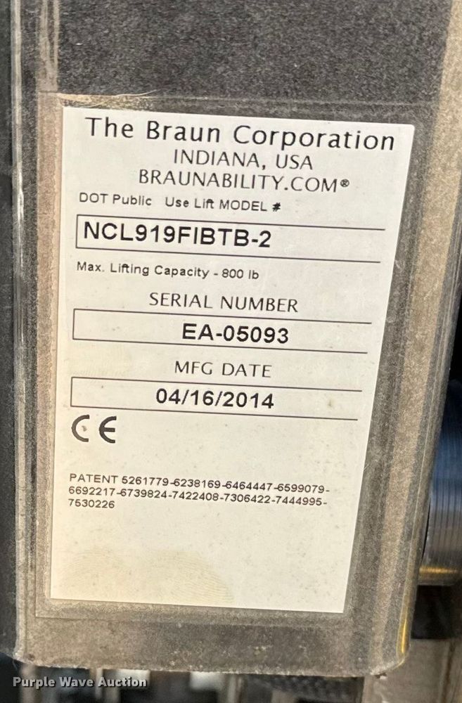 image for item EG1737 2014 Ford E250 handicap accessible van