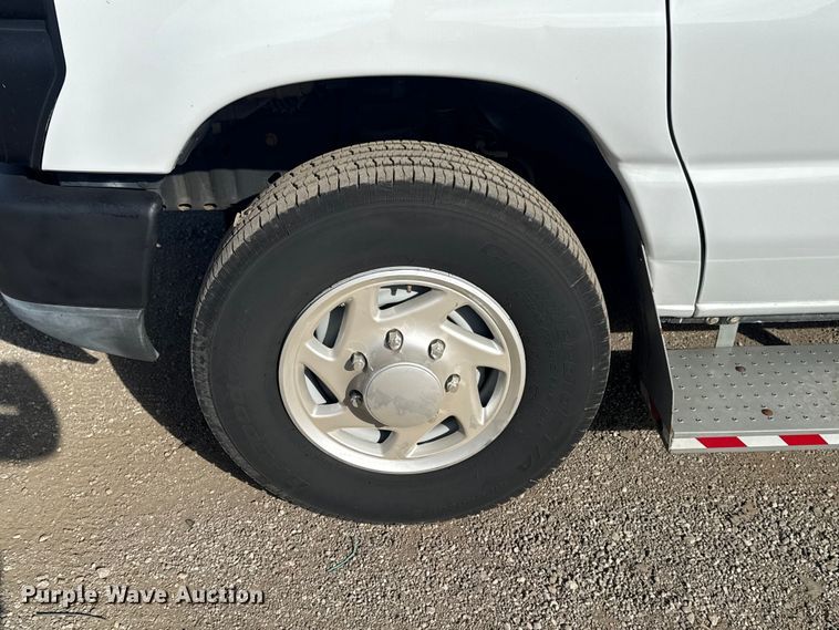 image for item EG1737 2014 Ford E250 handicap accessible van