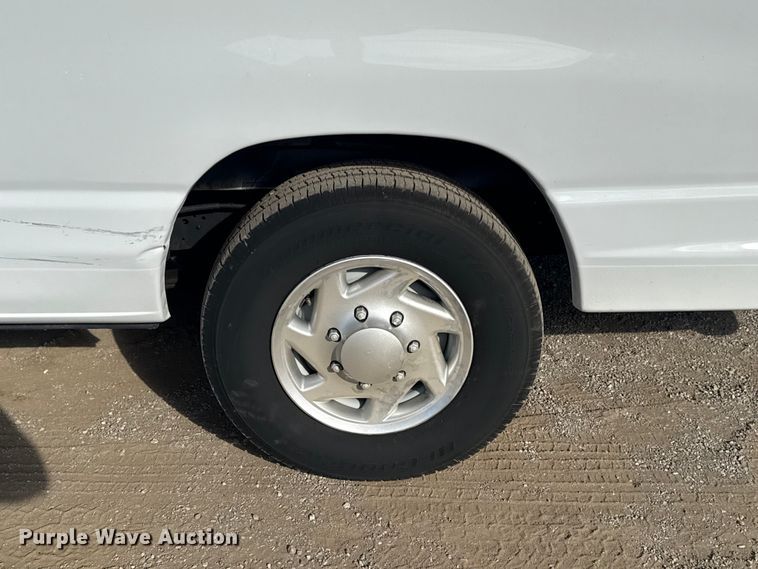 image for item EG1737 2014 Ford E250 handicap accessible van