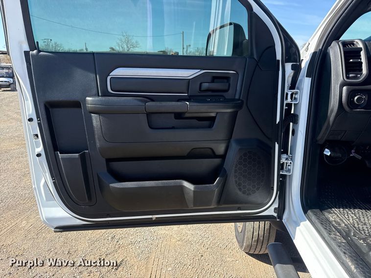 image for item EG1740 2021 RAM 5500 truck cab and chassis