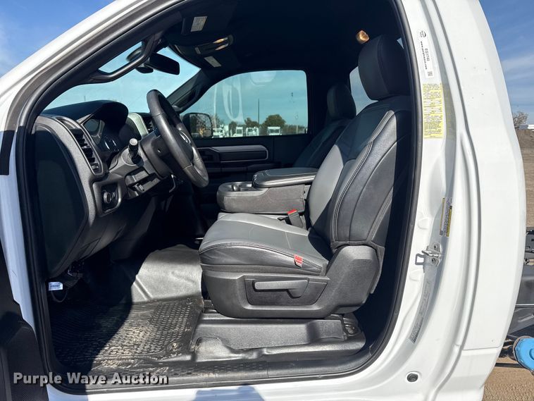 image for item EG1740 2021 RAM 5500 truck cab and chassis