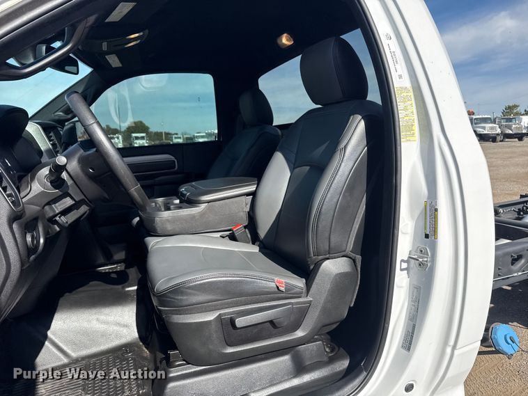 image for item EG1740 2021 RAM 5500 truck cab and chassis