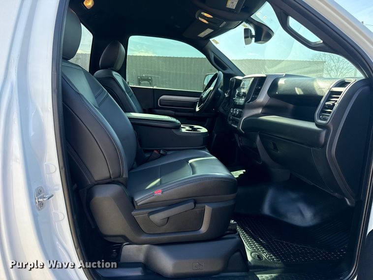 image for item EG1740 2021 RAM 5500 truck cab and chassis