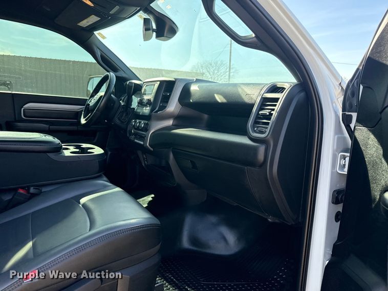 image for item EG1740 2021 RAM 5500 truck cab and chassis