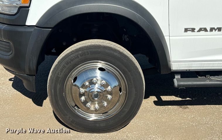 image for item EG1740 2021 RAM 5500 truck cab and chassis