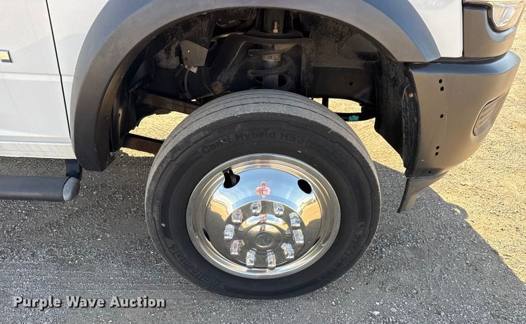 image for item EG1740 2021 RAM 5500 truck cab and chassis