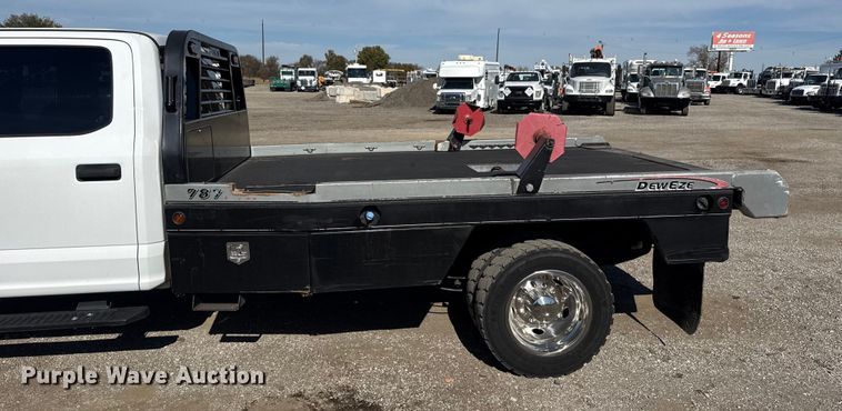 image for item EG1741 2017 Ford F450 Super Duty XL bale bed pickup truck