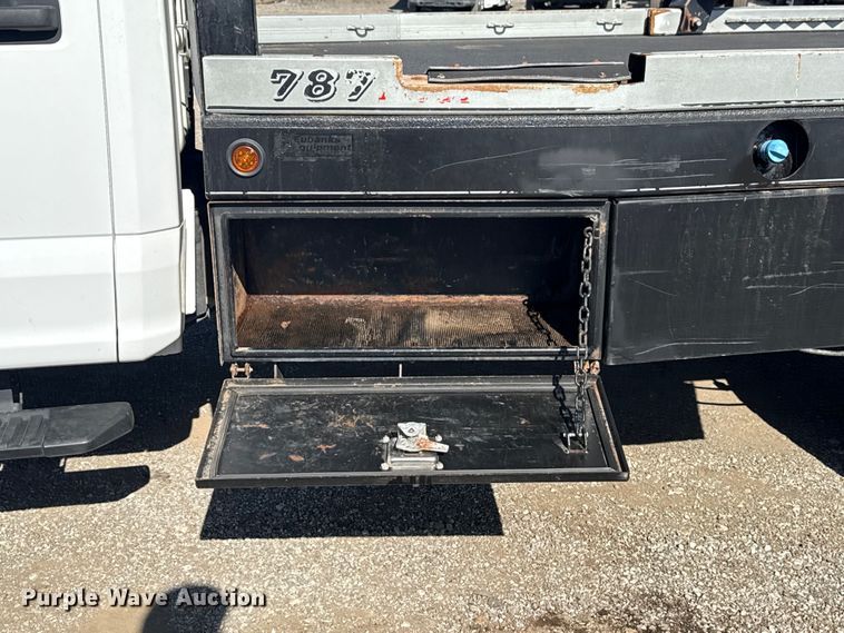 image for item EG1741 2017 Ford F450 Super Duty XL bale bed pickup truck