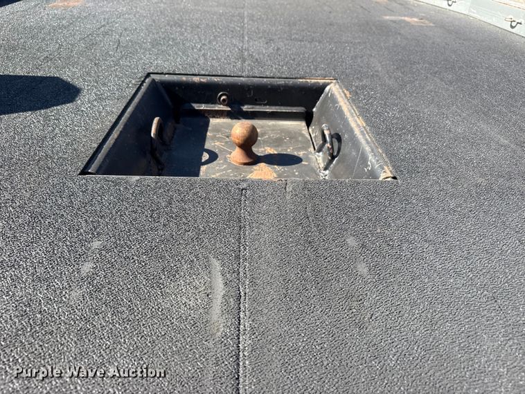 image for item EG1741 2017 Ford F450 Super Duty XL bale bed pickup truck