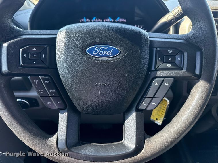 image for item EG1741 2017 Ford F450 Super Duty XL bale bed pickup truck