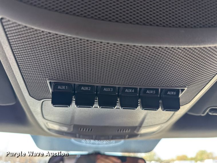 image for item EG1741 2017 Ford F450 Super Duty XL bale bed pickup truck