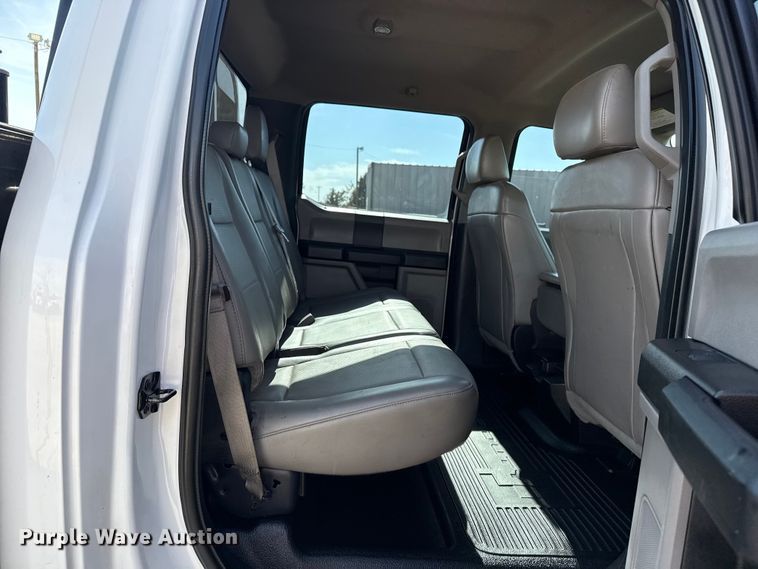 image for item EG1741 2017 Ford F450 Super Duty XL bale bed pickup truck