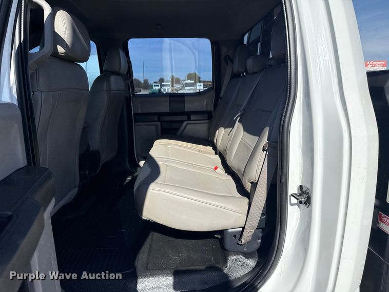 image for item EG1741 2017 Ford F450 Super Duty XL bale bed pickup truck