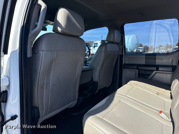 image for item EG1741 2017 Ford F450 Super Duty XL bale bed pickup truck