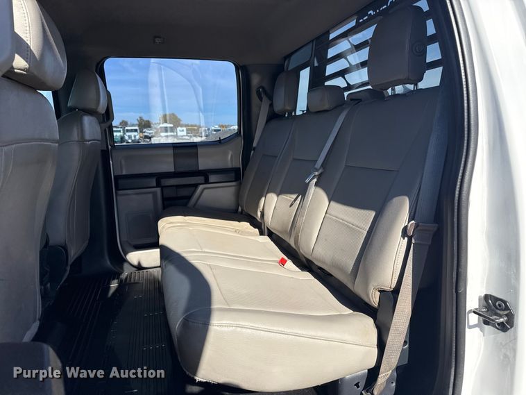 image for item EG1741 2017 Ford F450 Super Duty XL bale bed pickup truck