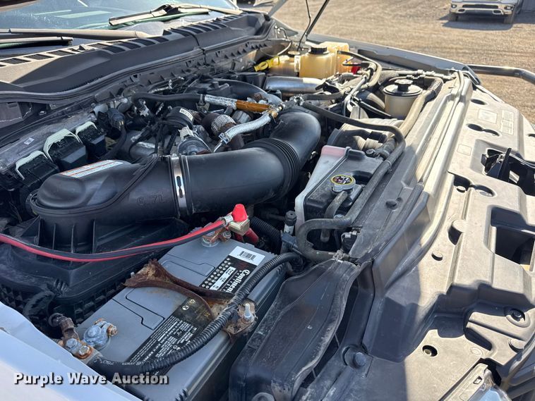 image for item EG1741 2017 Ford F450 Super Duty XL bale bed pickup truck