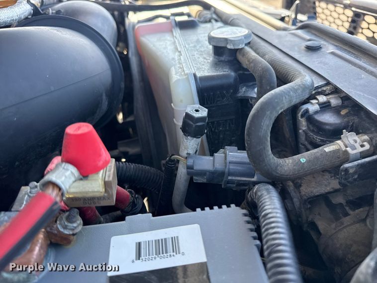 image for item EG1741 2017 Ford F450 Super Duty XL bale bed pickup truck