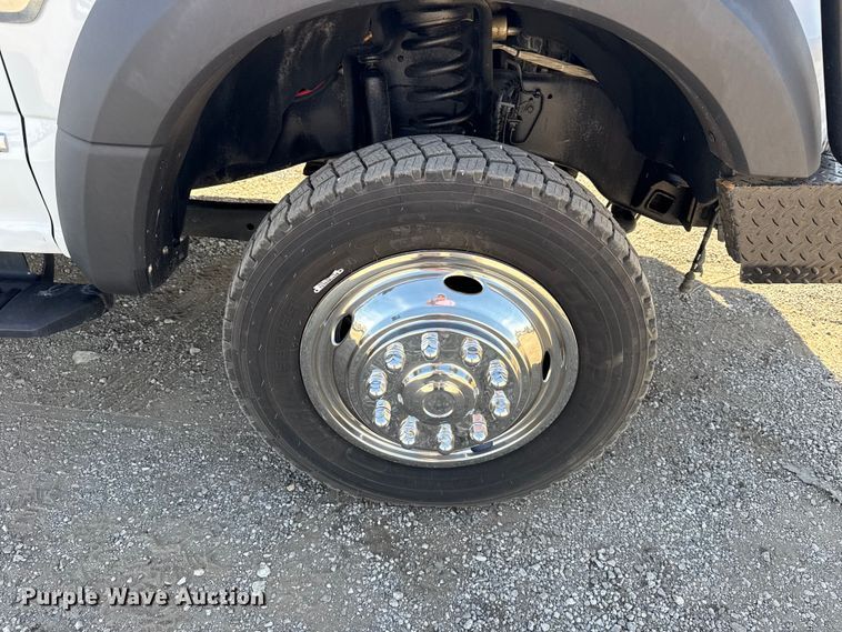 image for item EG1741 2017 Ford F450 Super Duty XL bale bed pickup truck