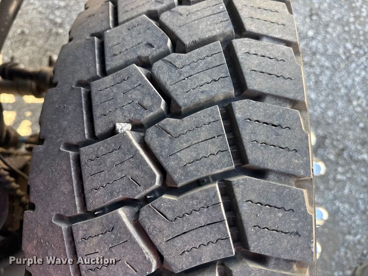 image for item EG1741 2017 Ford F450 Super Duty XL bale bed pickup truck