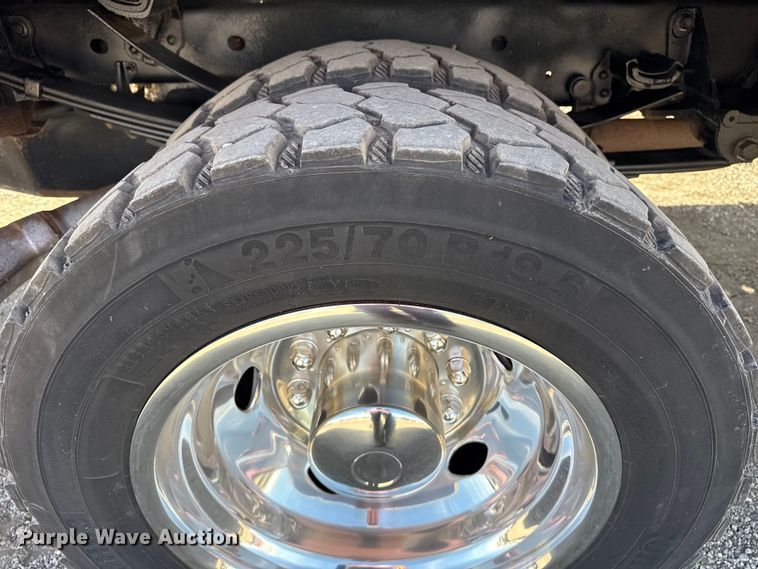 image for item EG1741 2017 Ford F450 Super Duty XL bale bed pickup truck