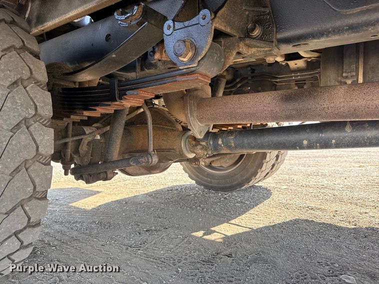 image for item EG1741 2017 Ford F450 Super Duty XL bale bed pickup truck