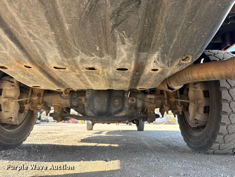 image for item EG1741 2017 Ford F450 Super Duty XL bale bed pickup truck