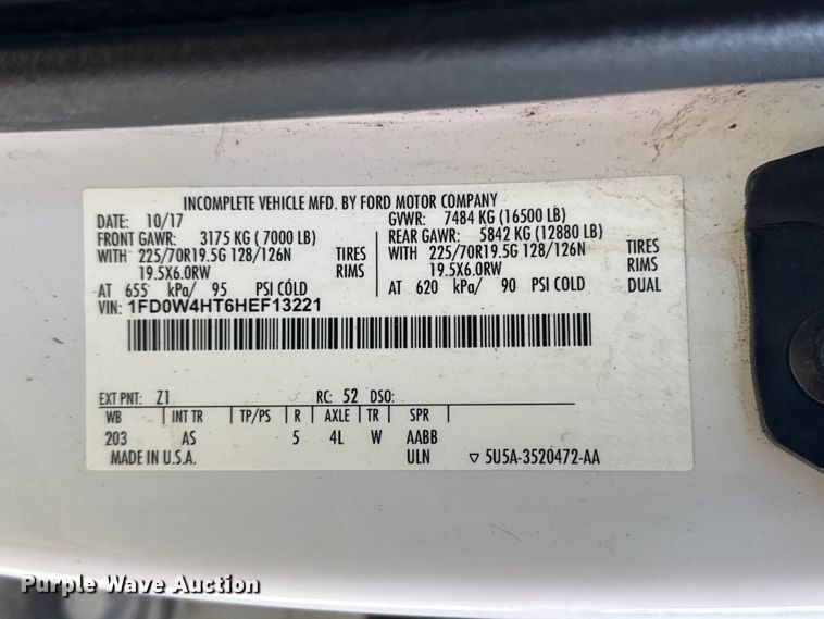 image for item EG1741 2017 Ford F450 Super Duty XL bale bed pickup truck