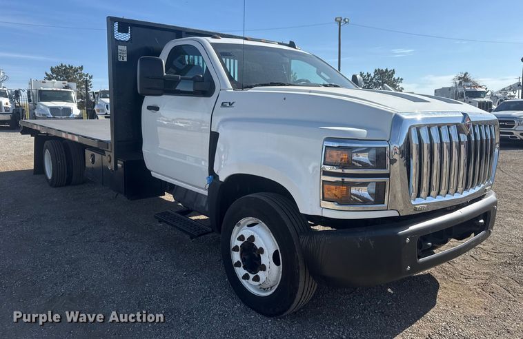 image for item EG1743 2019 International CV515 flatbed truck