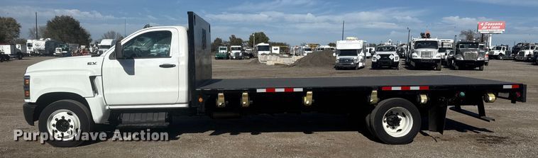 image for item EG1743 2019 International CV515 flatbed truck
