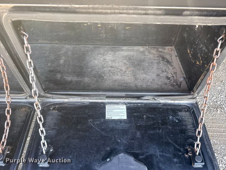 image for item EG1743 2019 International CV515 flatbed truck