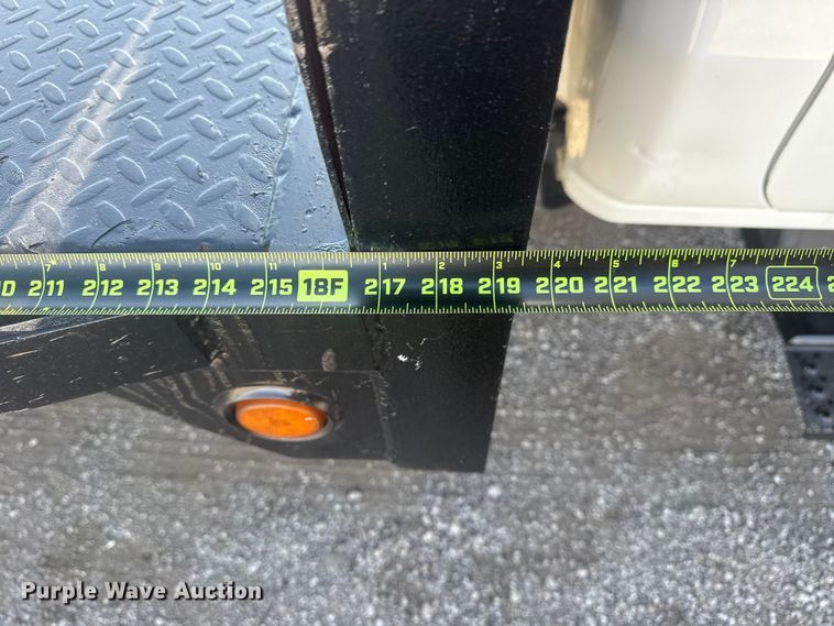 image for item EG1743 2019 International CV515 flatbed truck