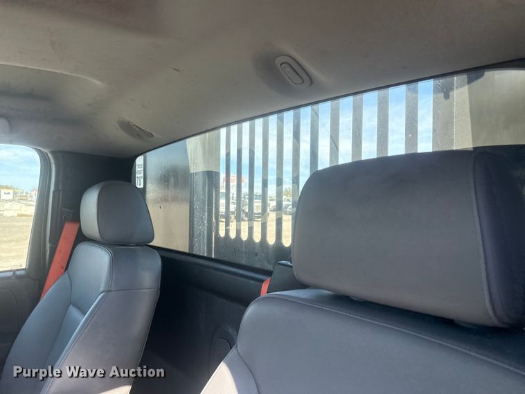 image for item EG1743 2019 International CV515 flatbed truck