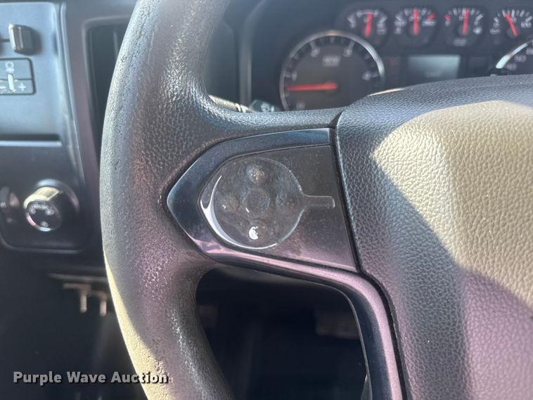 image for item EG1743 2019 International CV515 flatbed truck