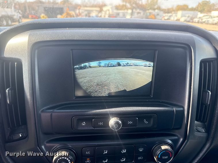 image for item EG1743 2019 International CV515 flatbed truck