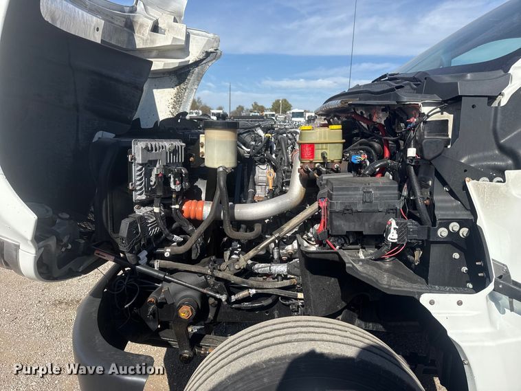 image for item EG1743 2019 International CV515 flatbed truck