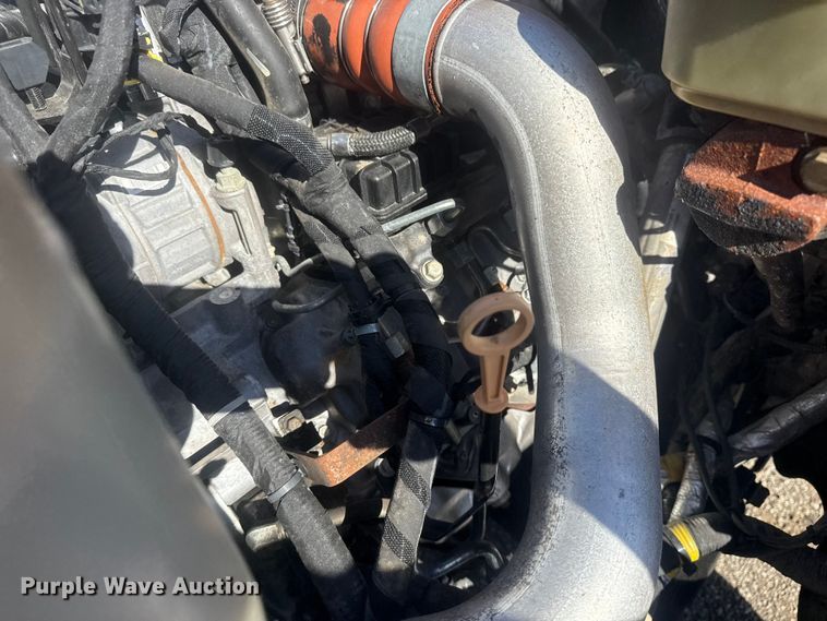 image for item EG1743 2019 International CV515 flatbed truck