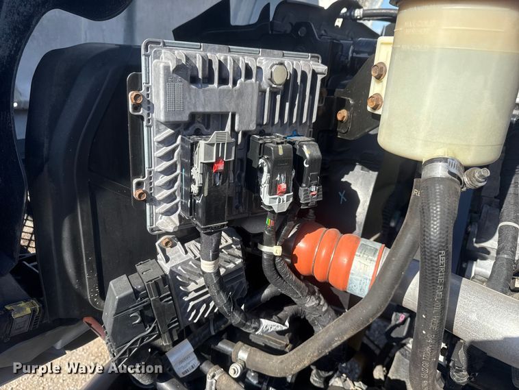 image for item EG1743 2019 International CV515 flatbed truck