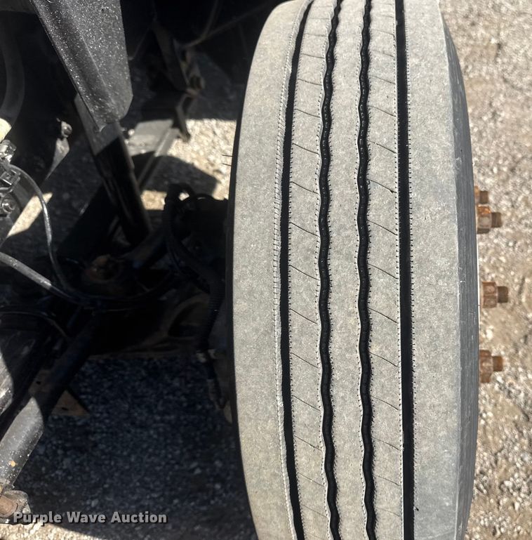 image for item EG1743 2019 International CV515 flatbed truck