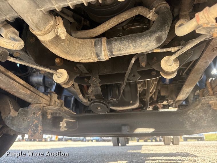 image for item EG1743 2019 International CV515 flatbed truck