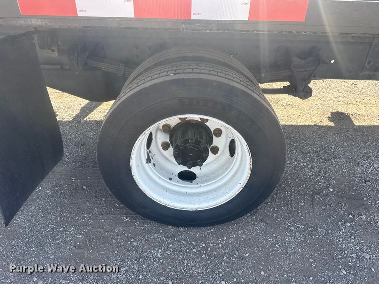 image for item EG1743 2019 International CV515 flatbed truck